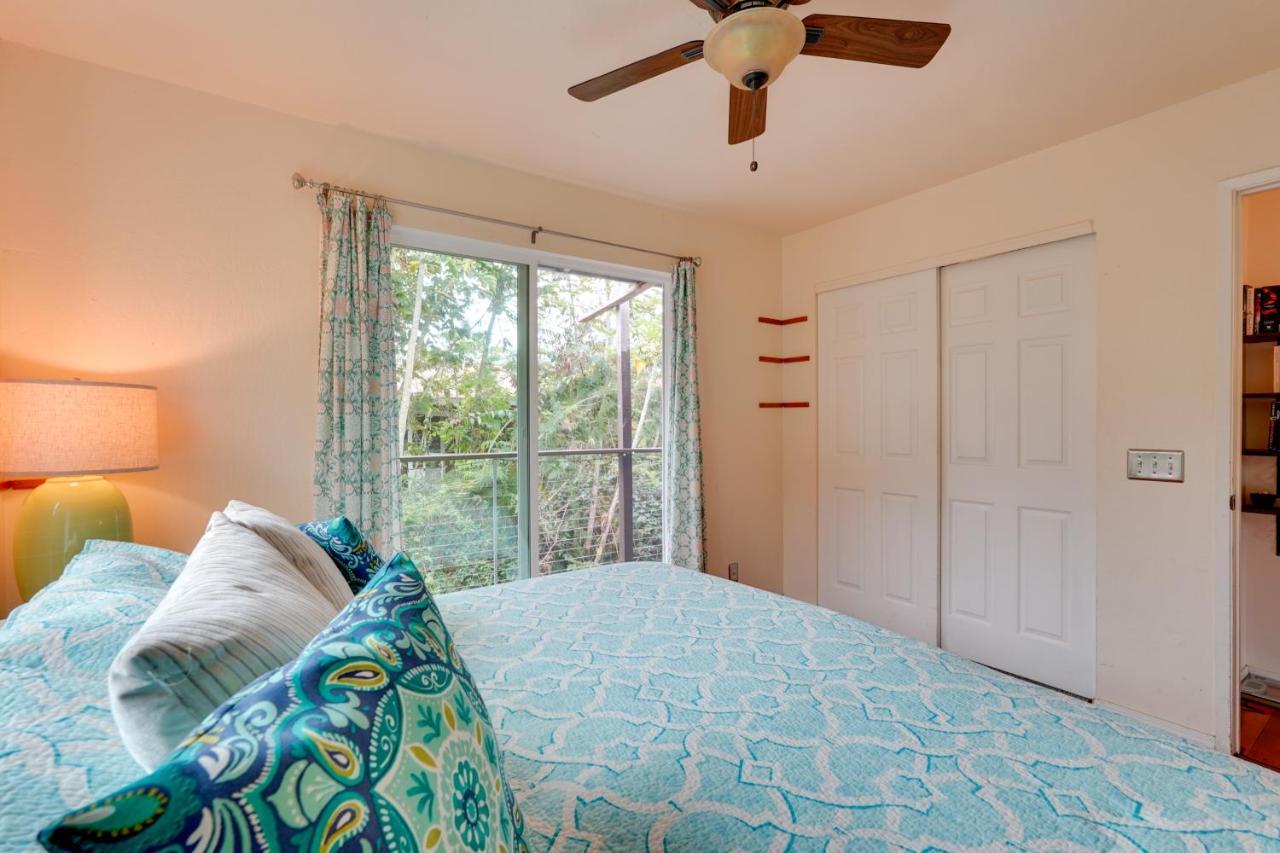 Breezy Kailua-Kona Bungalow With Lanai And Ocean View! Eksteriør billede